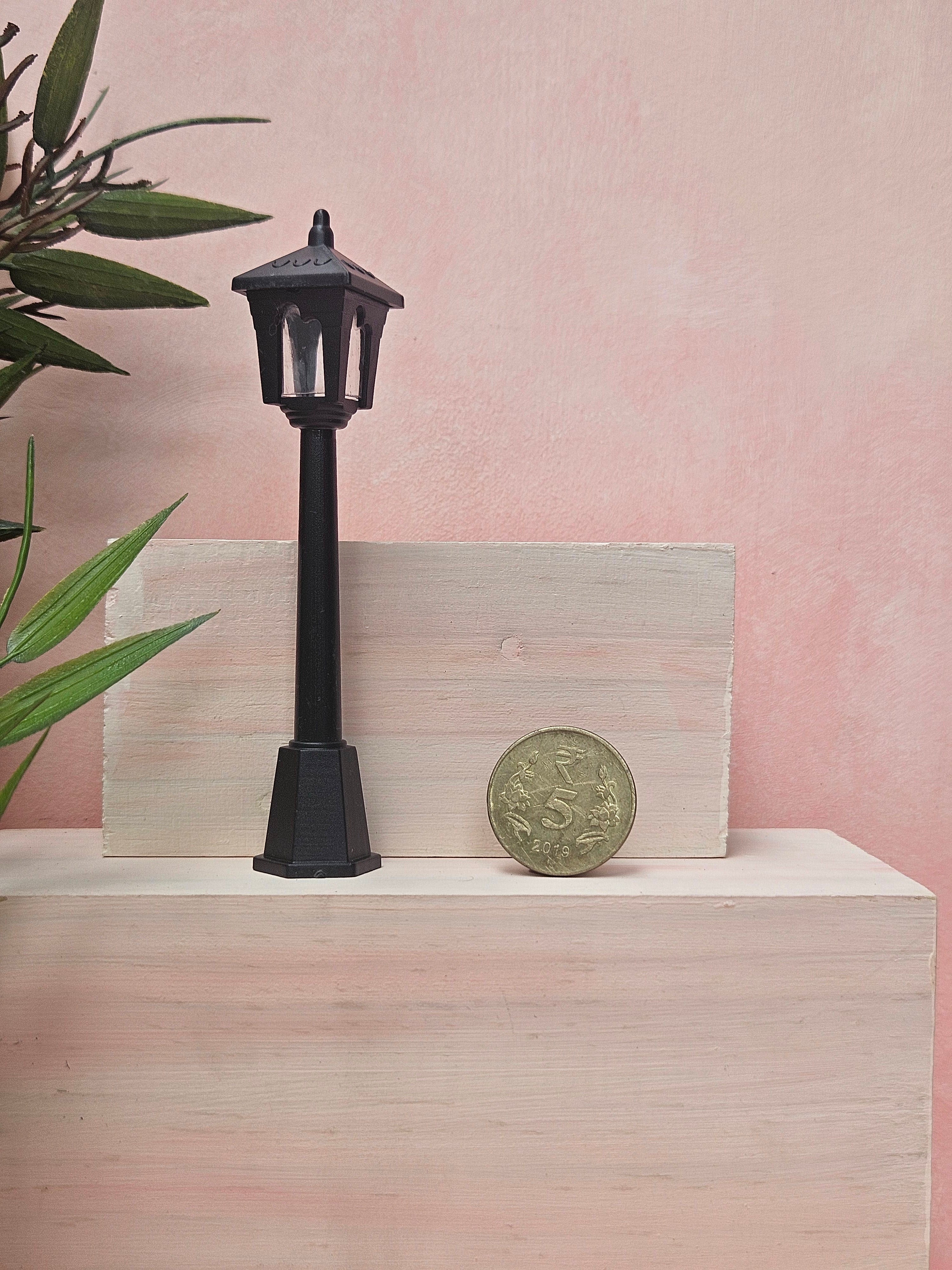 "Handmade miniature street lamp dollhouse outdoor accessory"