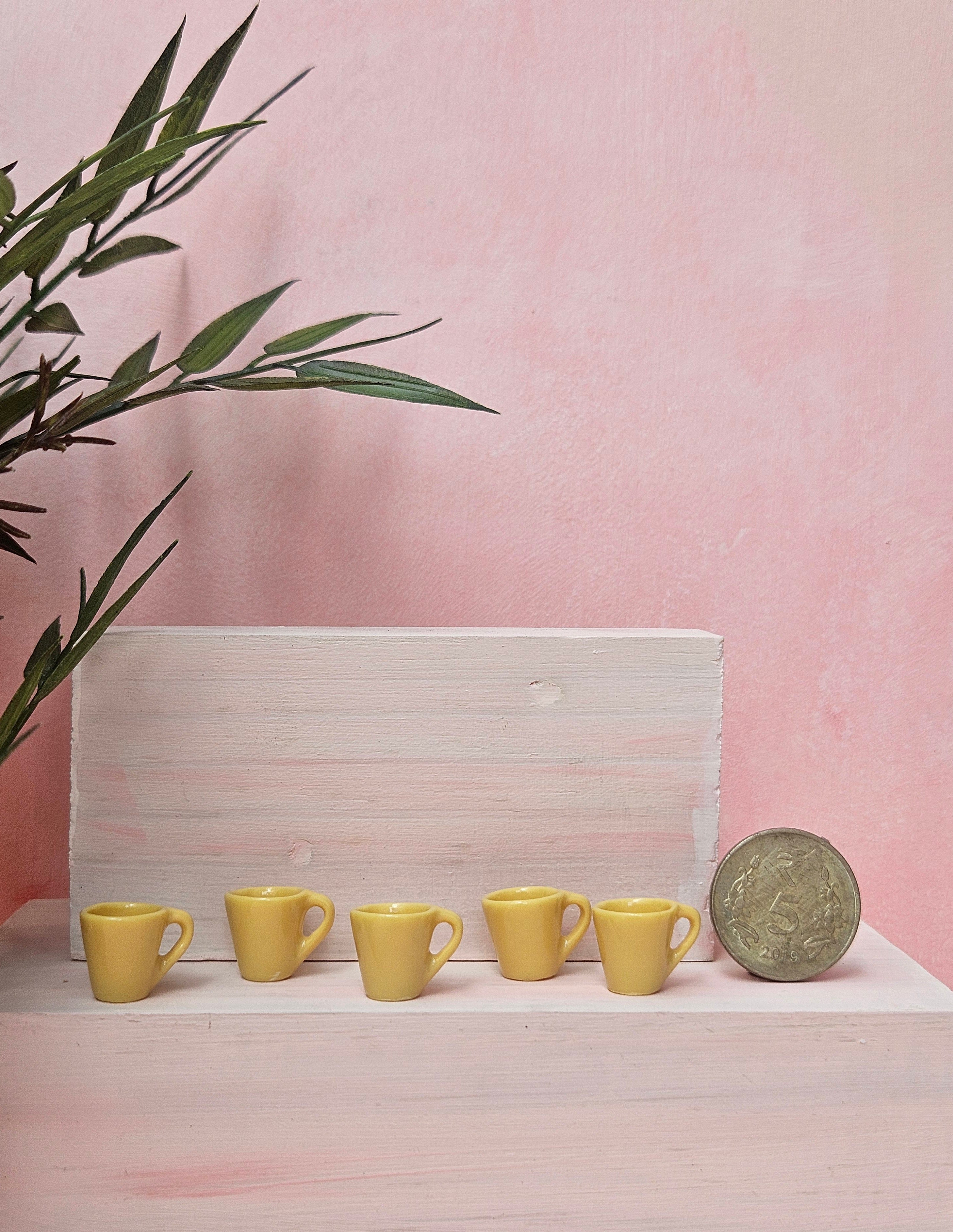 Plastic Coffee Cups - 05