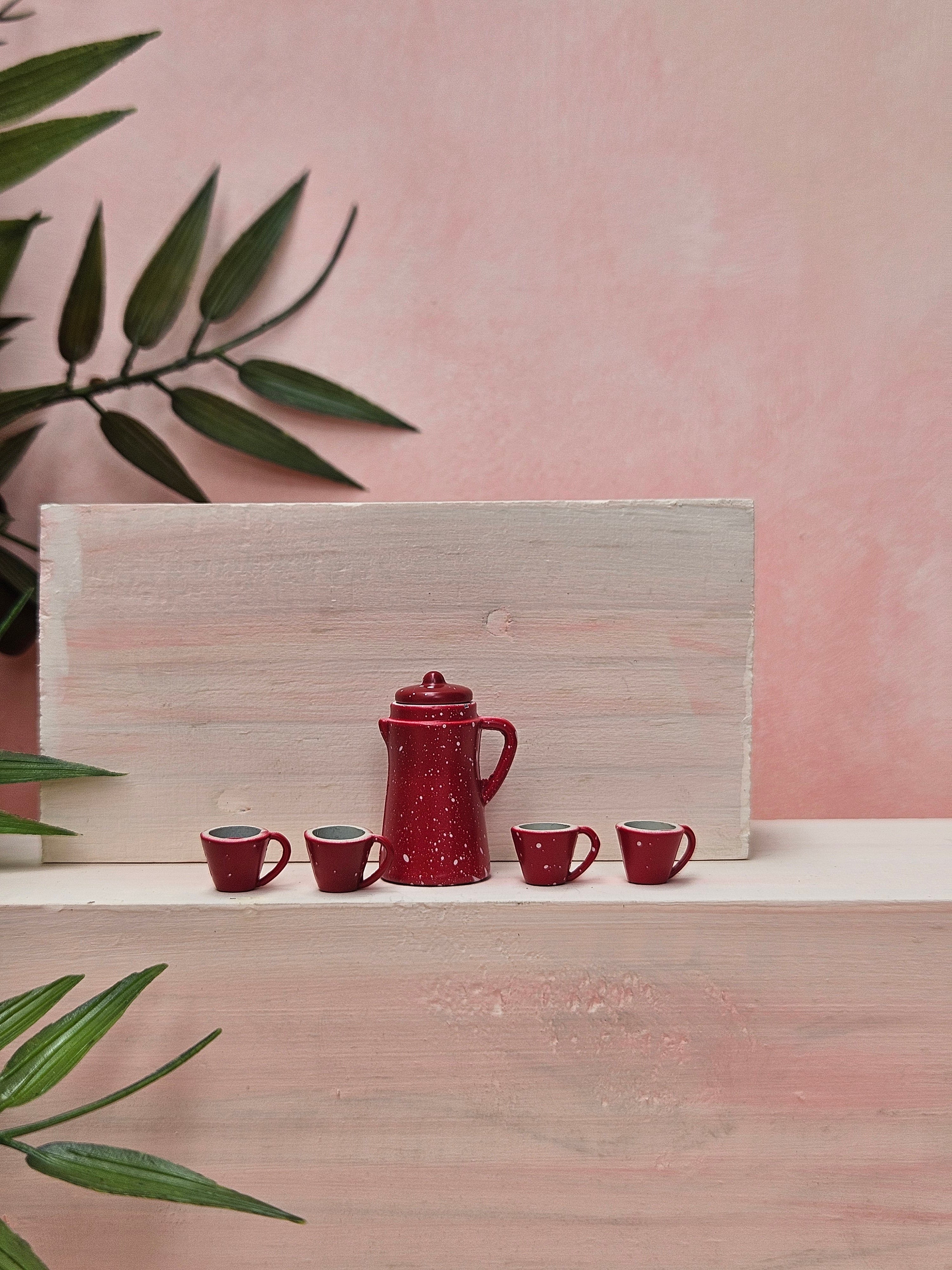 Kettle and Cups - 25