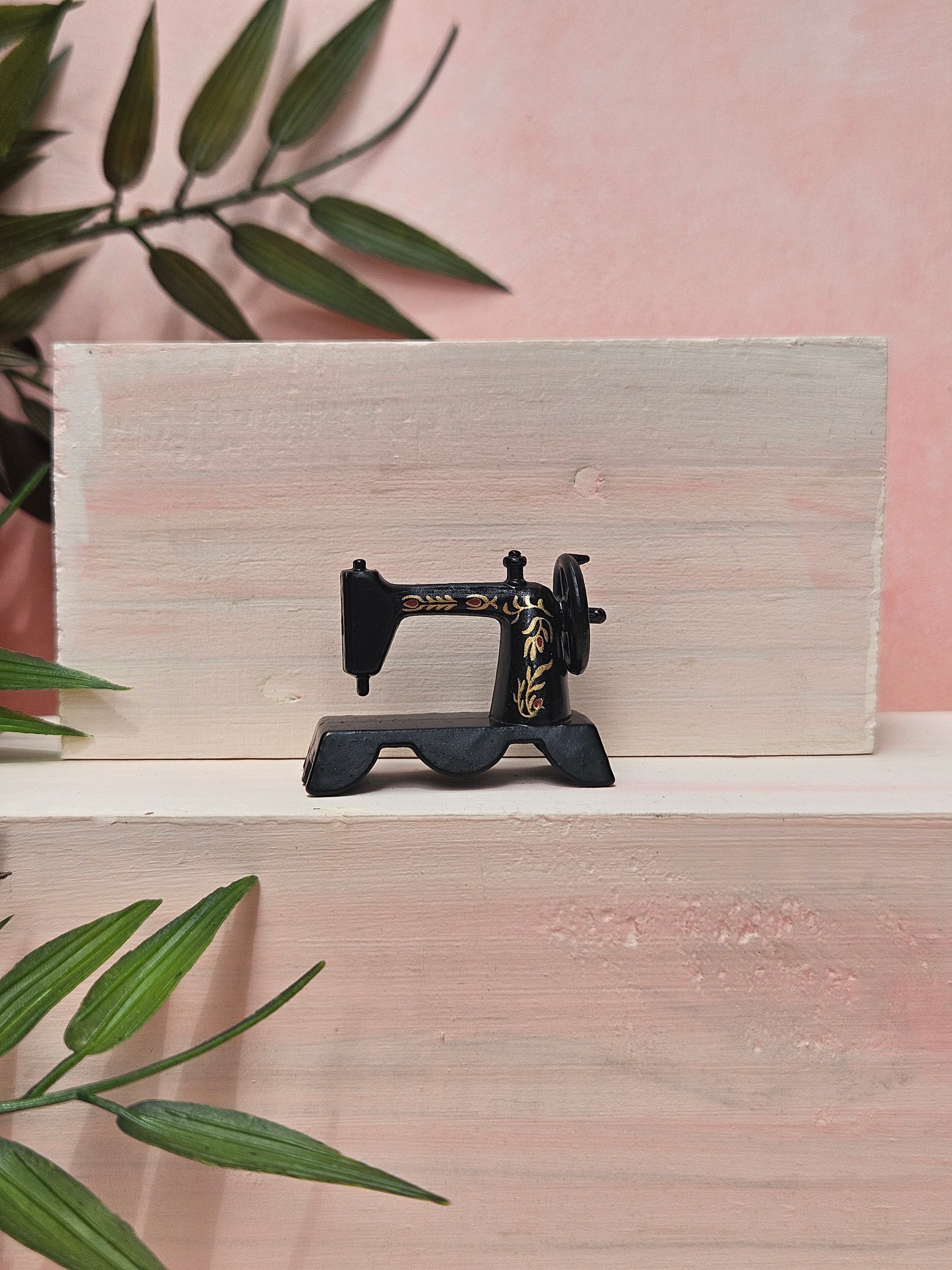 Sewing Machine without Table - 31