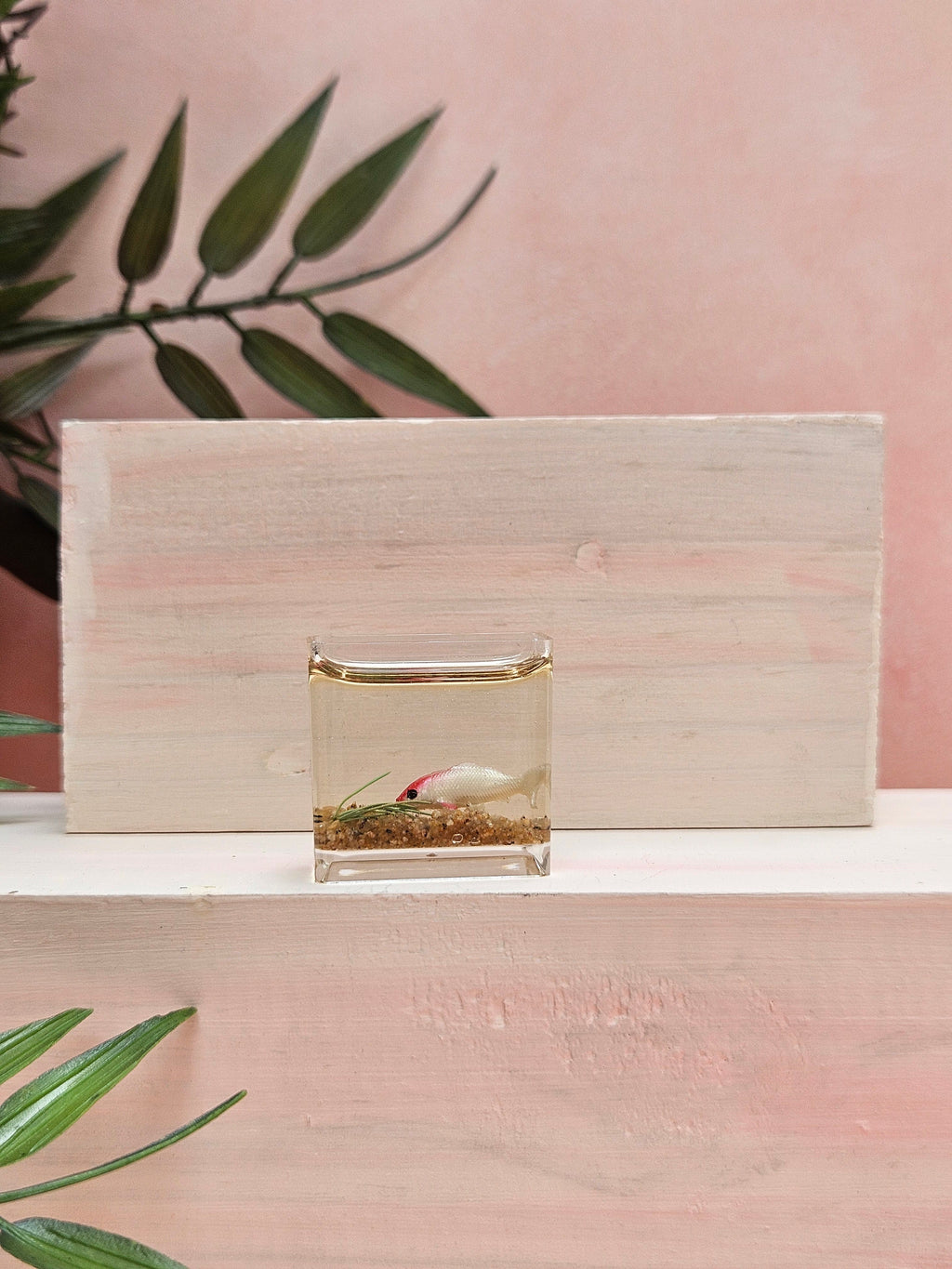 Miniature aquarium collectible with realistic fish tank design for décor and dollhouses in india