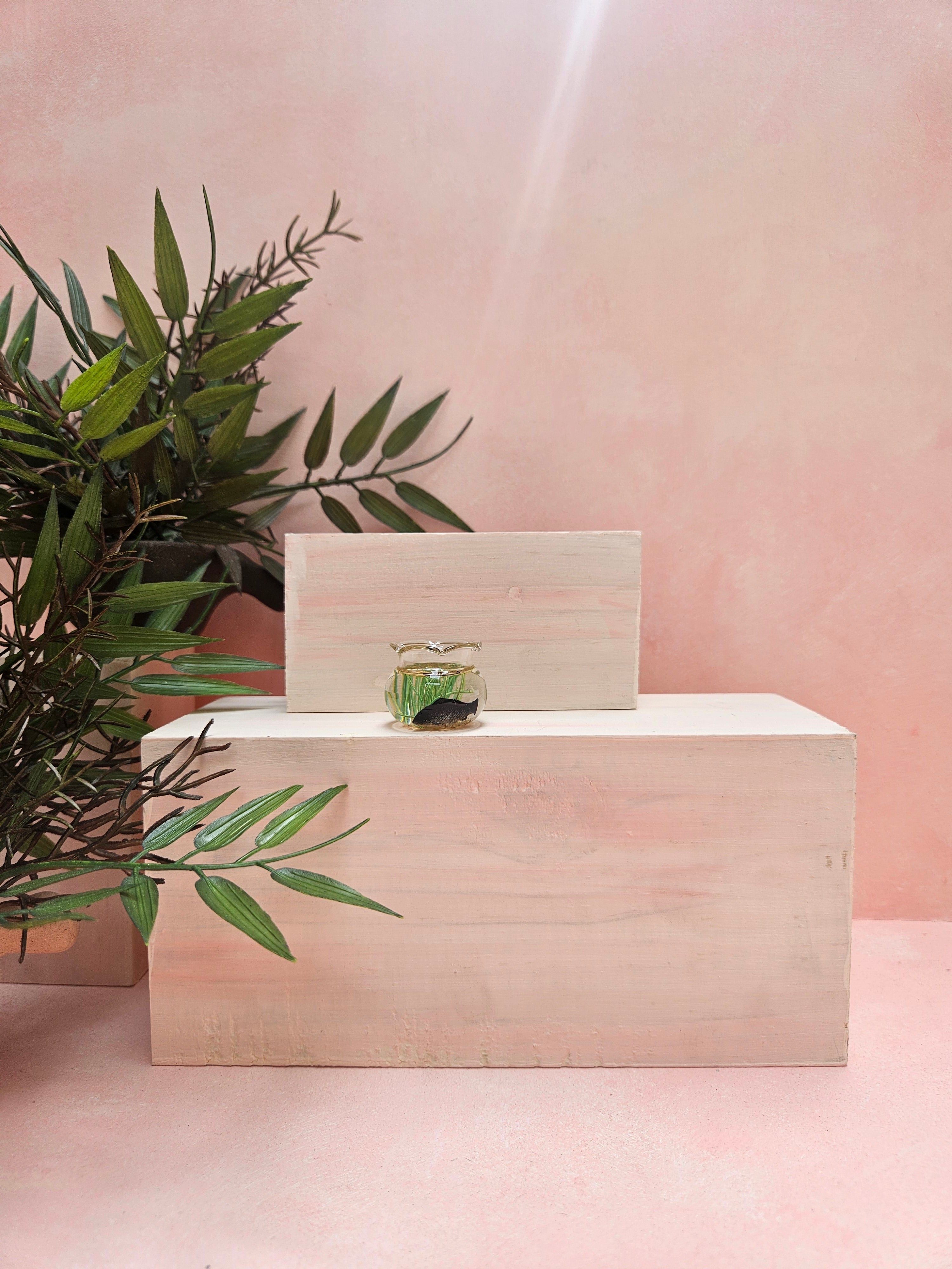 Miniature aquarium collectible with realistic fish tank design for décor and dollhouses in India